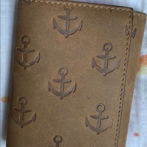 Sperry leather trifold wallet
